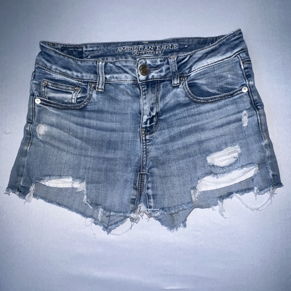 American Eagle Shortie Jean Shorts Blue Distress Denim Midi Stretch Size 8